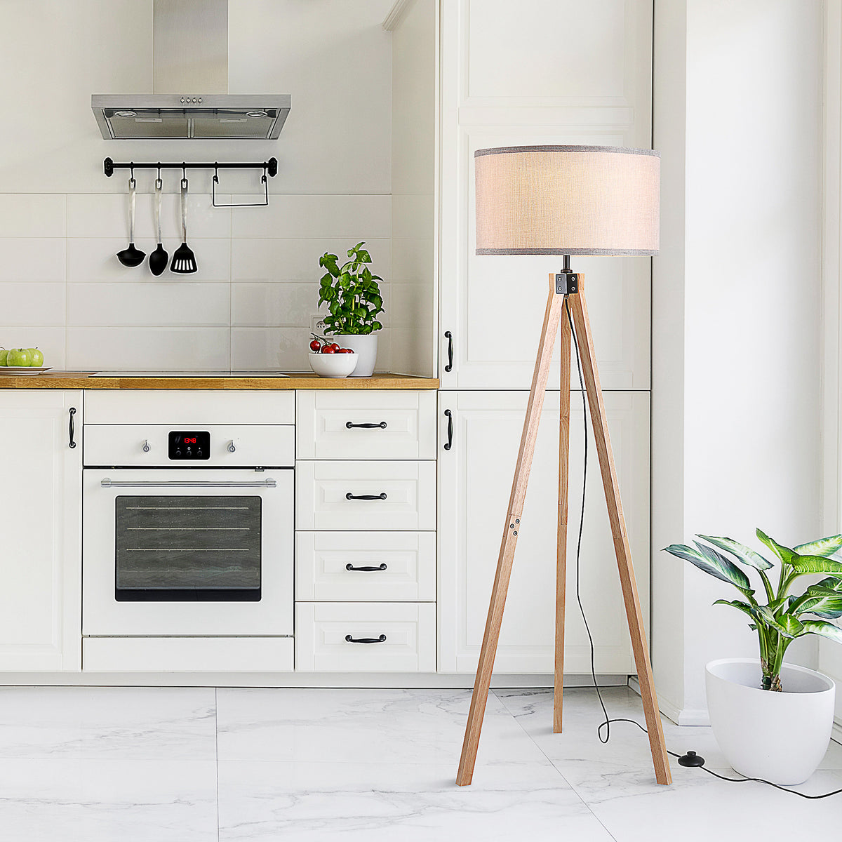 Lampadaire Trépied Scandinave — Bois & Lin